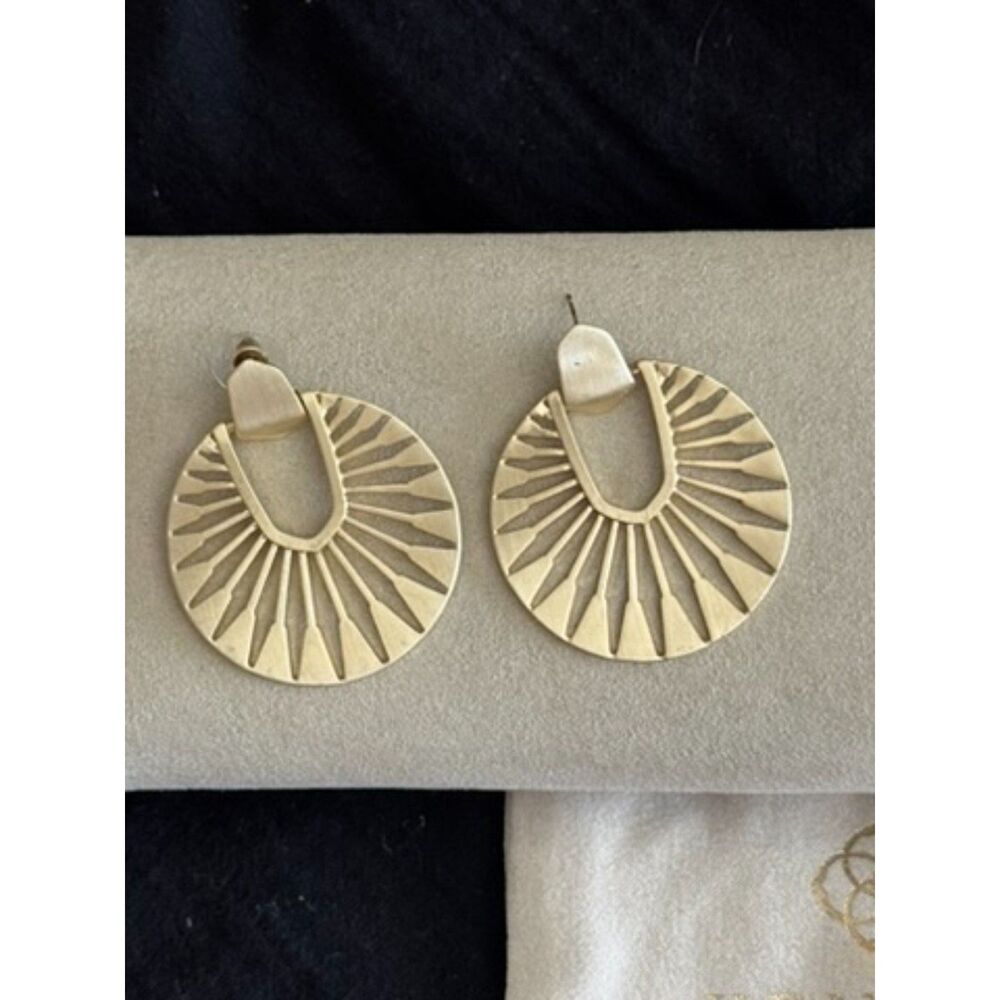 Kendra Scott Didi Sunburst Gold Tone Statement Earrings With Pouch